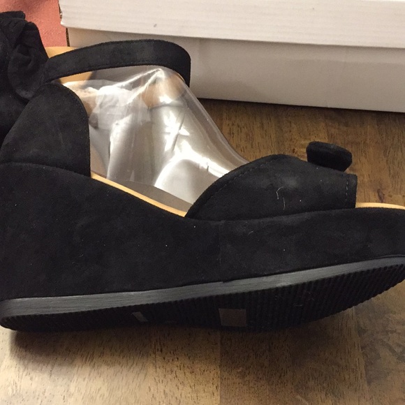 Bow tie platform sandals - Picture 4 of 4